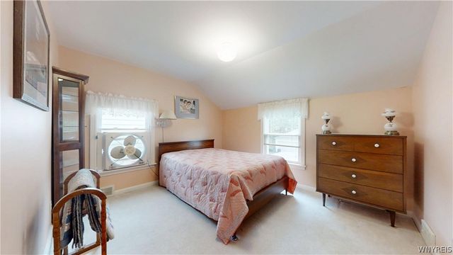 349 Maynard Dr, Amherst, NY 14226