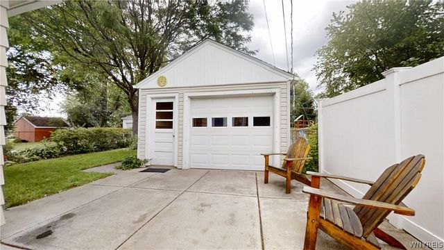 349 Maynard Dr, Amherst, NY 14226