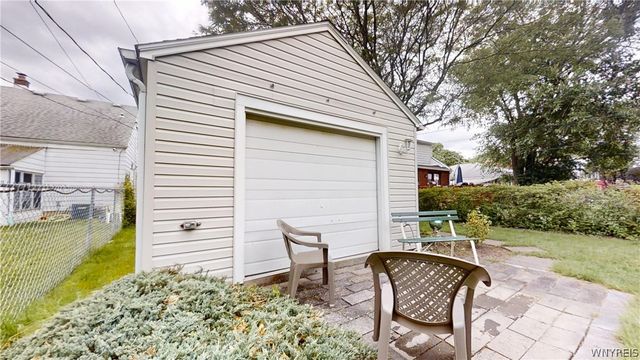 349 Maynard Dr, Amherst, NY 14226
