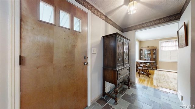 349 Maynard Dr, Amherst, NY 14226