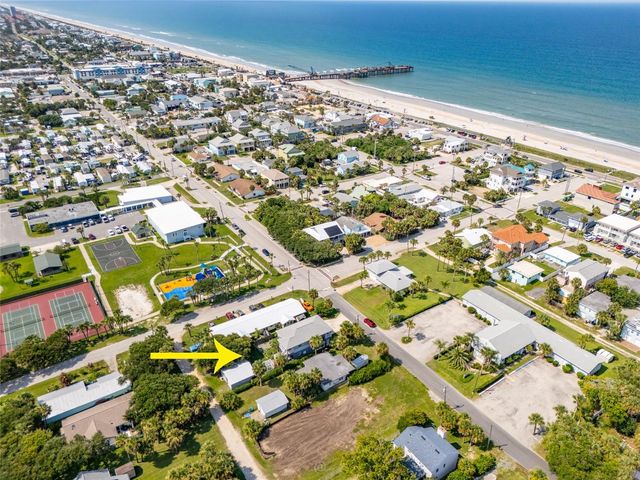 904 S DAYTONA AVENUE, Flagler Beach, FL 32136