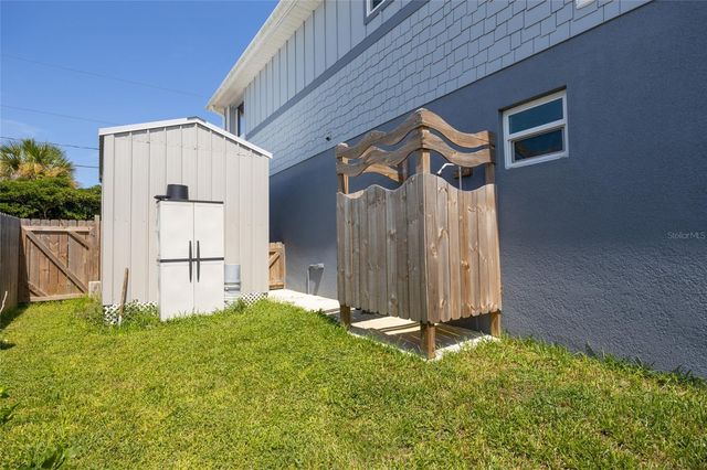 904 S DAYTONA AVENUE, Flagler Beach, FL 32136
