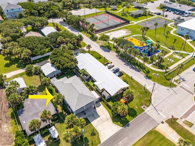 904 S DAYTONA AVENUE, Flagler Beach, FL 32136
