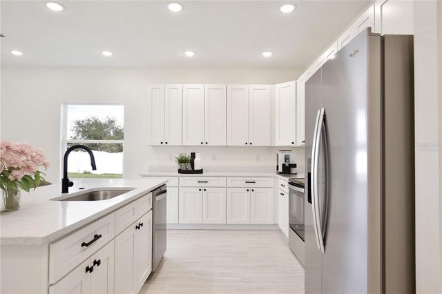 2044 SLOANS OUTLOOK DRIVE, Groveland, FL 34736