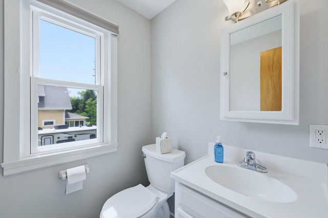 4054 Quail Avenue N, Robbinsdale, MN 55422