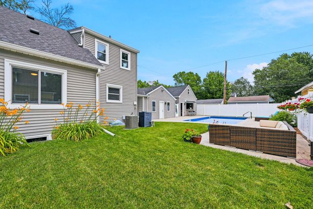 4054 Quail Avenue N, Robbinsdale, MN 55422