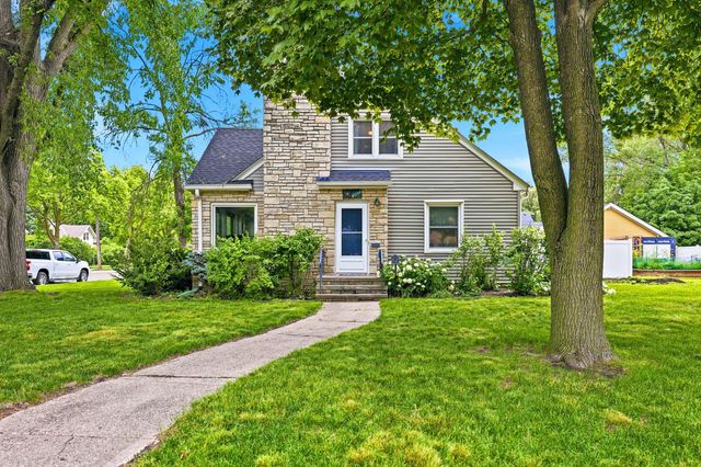 4054 Quail Avenue N, Robbinsdale, MN 55422