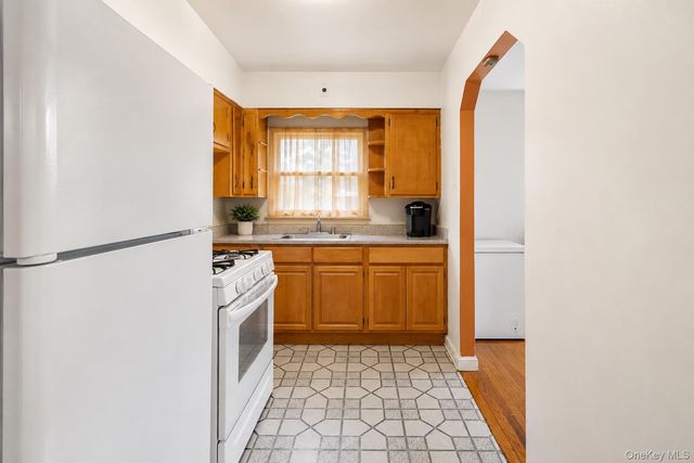 4234 Monticello Avenue, Bronx, NY 10466
