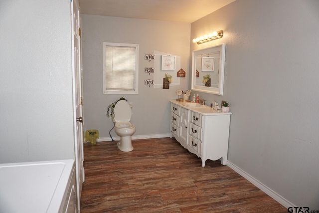 10530 Private Road 5207, Malakoff, TX 75148