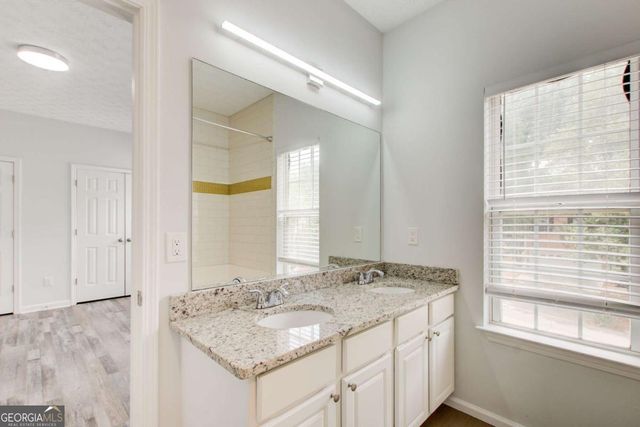 2470 Stonegate Drive NW, Acworth, GA 30101