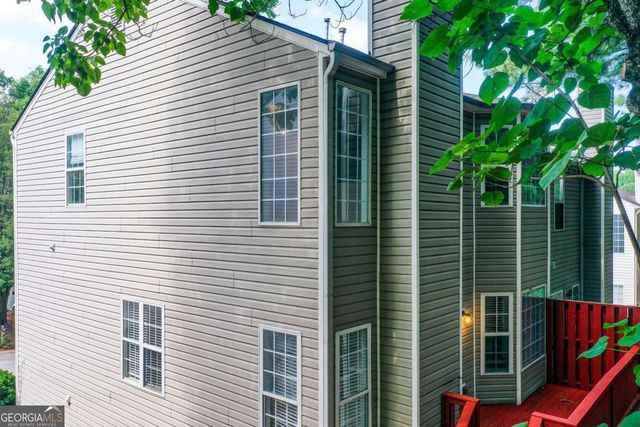 2470 Stonegate Drive NW, Acworth, GA 30101
