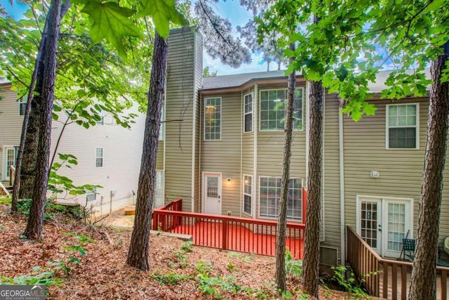2470 Stonegate Drive NW, Acworth, GA 30101