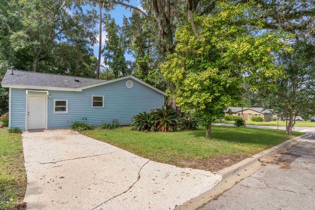 2815 Nepal Drive, Tallahassee, FL 32303