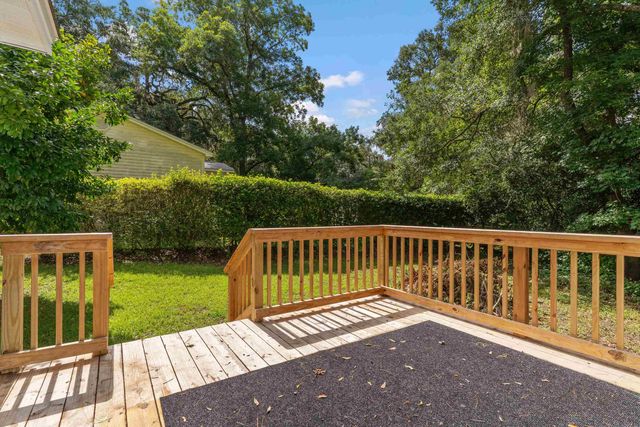 2815 Nepal Drive, Tallahassee, FL 32303