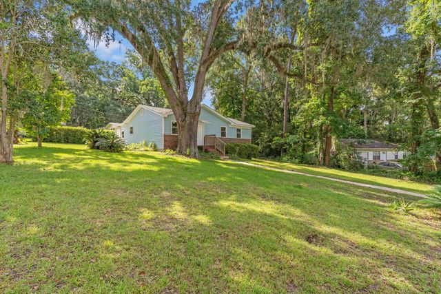 2815 Nepal Drive, Tallahassee, FL 32303