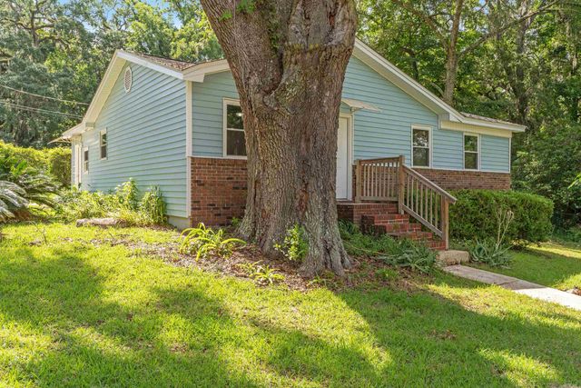 2815 Nepal Drive, Tallahassee, FL 32303
