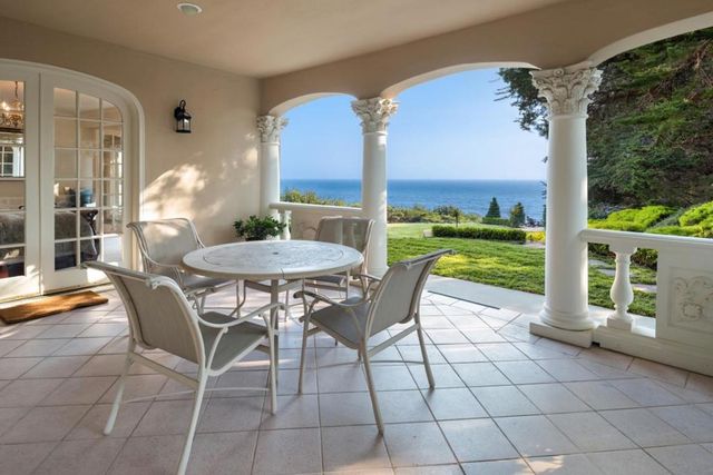 112 Holiday Drive, La Selva Beach, CA 95076