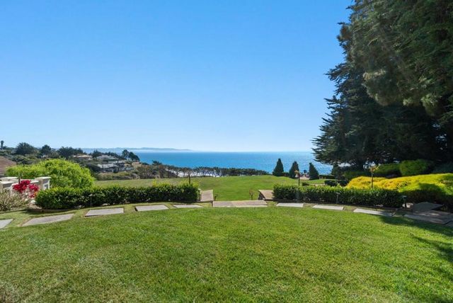 112 Holiday Drive, La Selva Beach, CA 95076