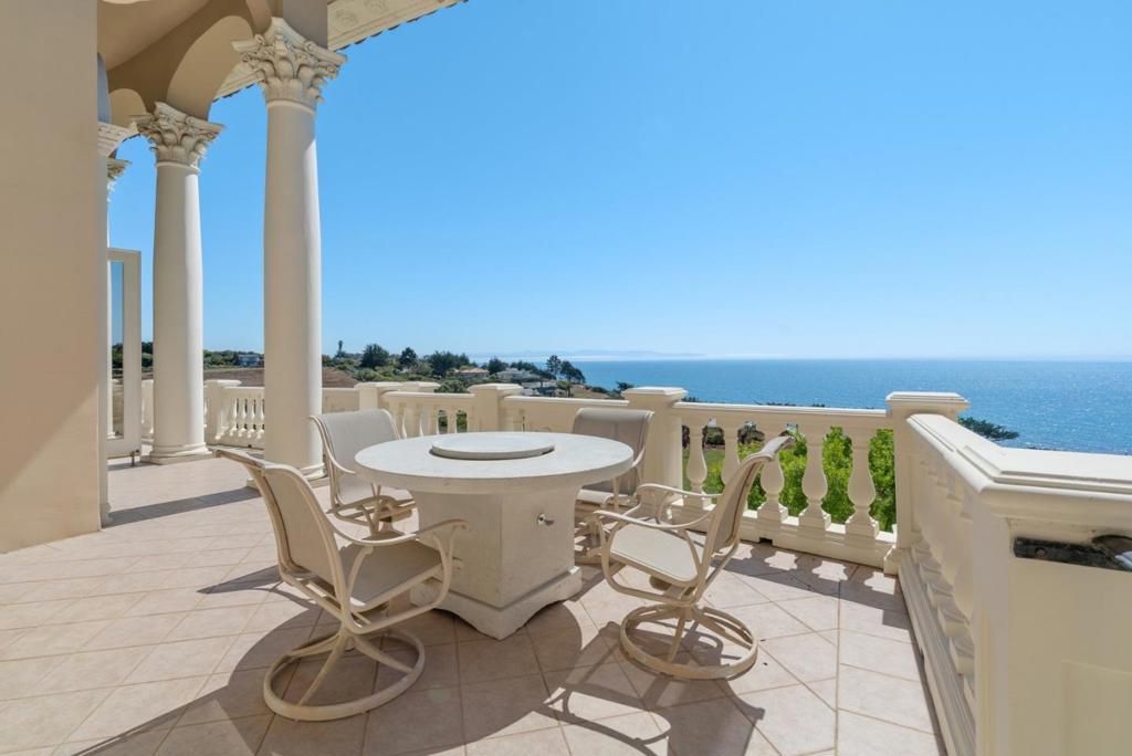Image 34 of property listing at 112 Holiday Drive, La Selva Beach, CA 95076