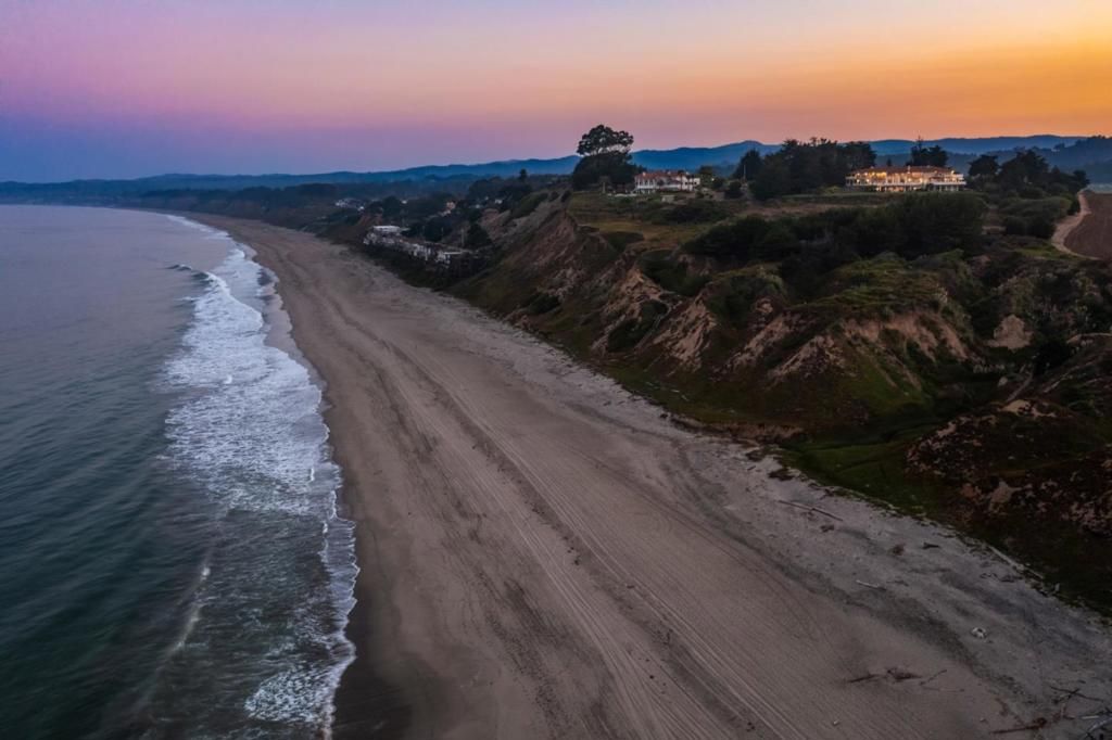 Image 4 of property listing at 112 Holiday Drive, La Selva Beach, CA 95076