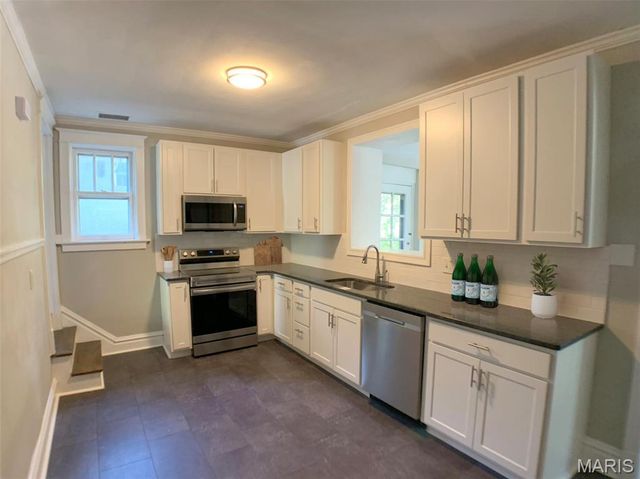 7117 Delmar Boulevard, University City, MO 63130