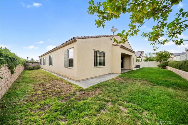 30130 Stargazer Way, Menifee, CA 92584