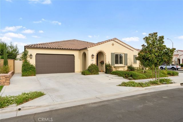 30130 Stargazer Way, Menifee, CA 92584