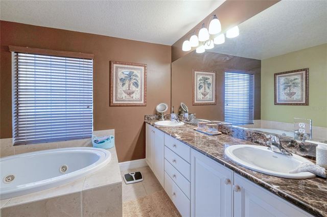 3228 PURPLE MARTIN DRIVE 113, Punta Gorda, FL 33950