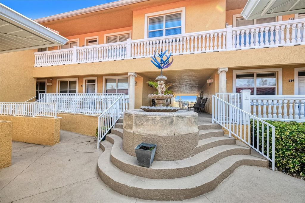 3228 PURPLE MARTIN DRIVE 113, Punta Gorda, FL 33950