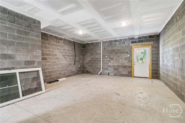 22 Hidden Pointe Drive, Savannah, GA 31419