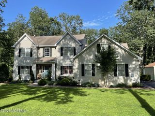 12 Oak Leaf Drive, New Egypt, NJ 08533