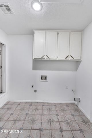 3700 LA LUZ Avenue, B, El Paso, TX 79903