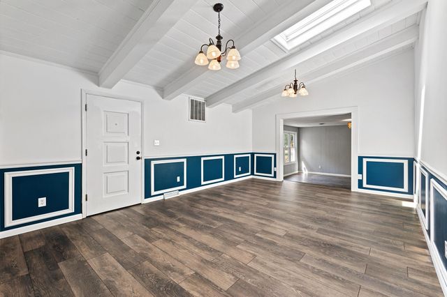 156 W 3rd Avenue, Calvert City, KY 42029
