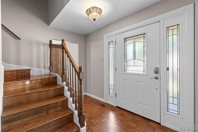 543 Westernmill Drive, Chesterfield, MO 63017