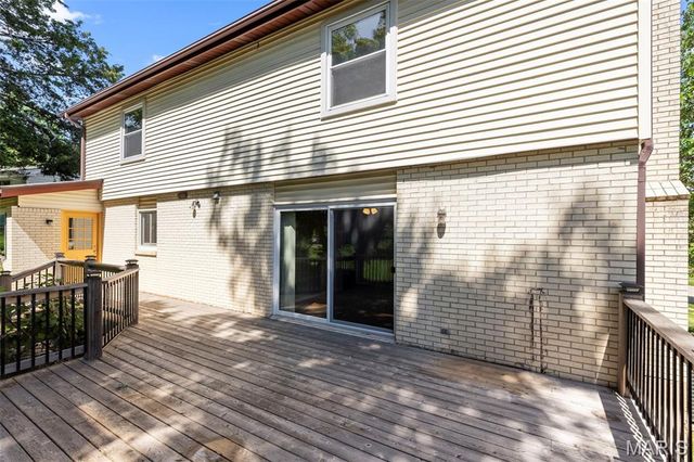 543 Westernmill Drive, Chesterfield, MO 63017