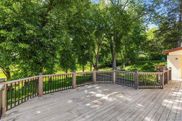 543 Westernmill Drive, Chesterfield, MO 63017
