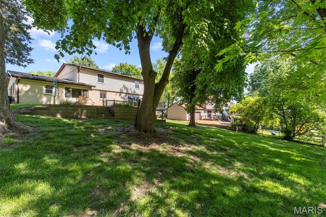 543 Westernmill Drive, Chesterfield, MO 63017