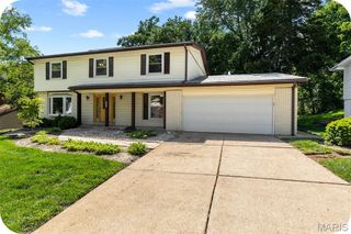 543 Westernmill Drive, Chesterfield, MO 63017