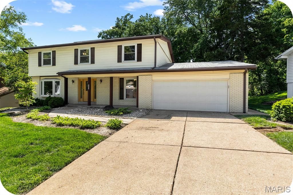 543 Westernmill Drive, Chesterfield, MO 63017