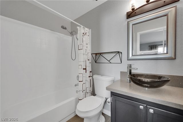 7937 Diamond Rock Way 202, Las Vegas, NV 89128