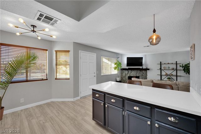 7937 Diamond Rock Way 202, Las Vegas, NV 89128