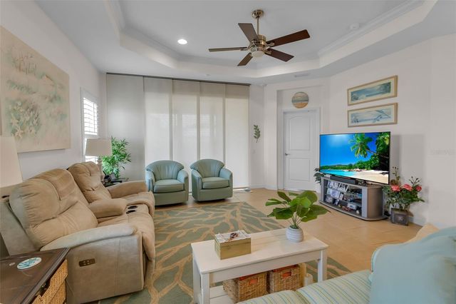 7004 VISTA BELLA DRIVE, Bradenton, FL 34209