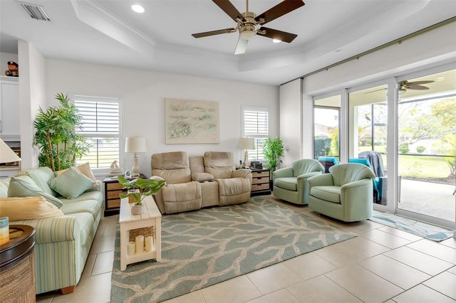 7004 VISTA BELLA DRIVE, Bradenton, FL 34209
