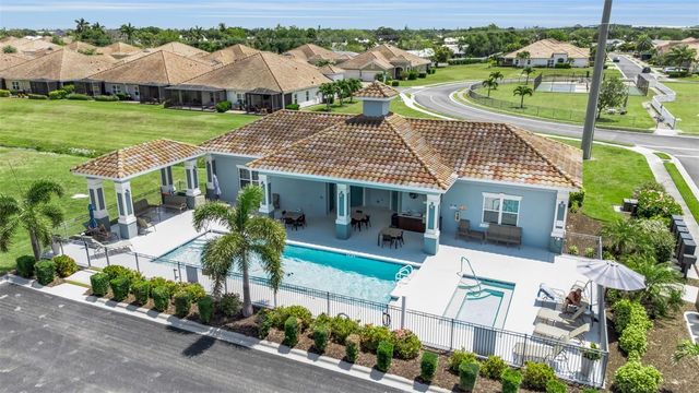 7004 VISTA BELLA DRIVE, Bradenton, FL 34209