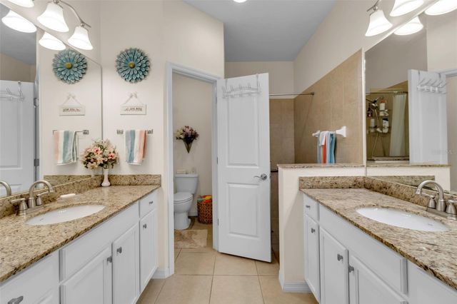 7004 VISTA BELLA DRIVE, Bradenton, FL 34209