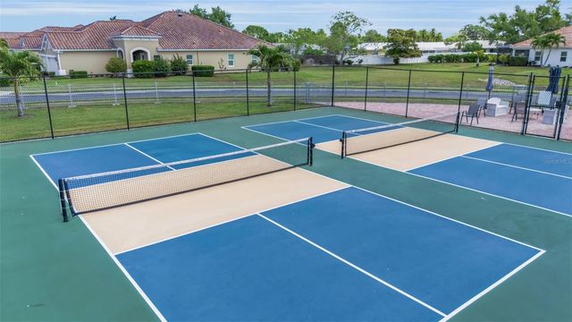 7004 VISTA BELLA DRIVE, Bradenton, FL 34209