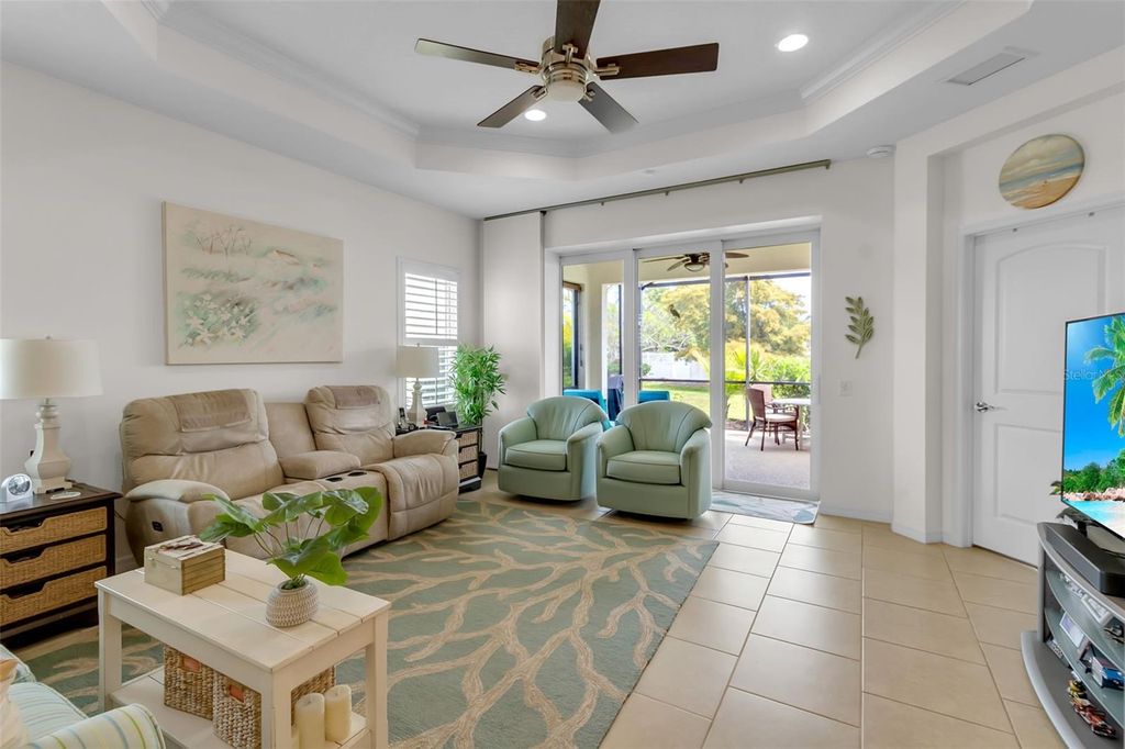 Image 23 of property listing at 7004 VISTA BELLA DRIVE, Bradenton, FL 34209