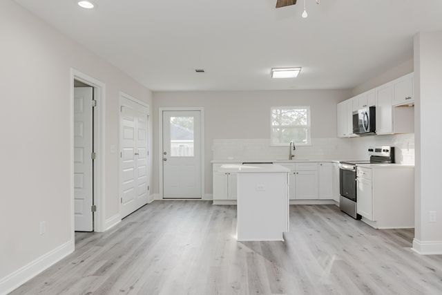 5352 Highview Drive, Crestview, FL 32539