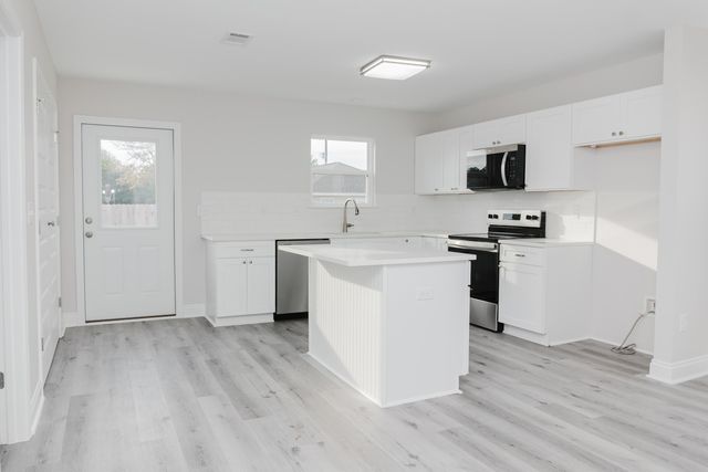 5352 Highview Drive, Crestview, FL 32539