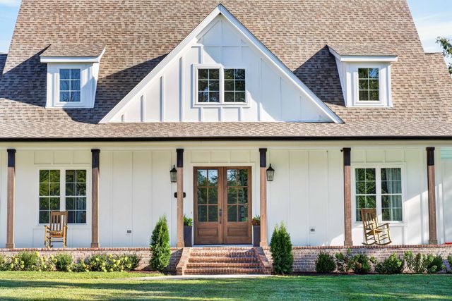 4792 Ollie Chunn Rd, Spring Hill, TN 37174